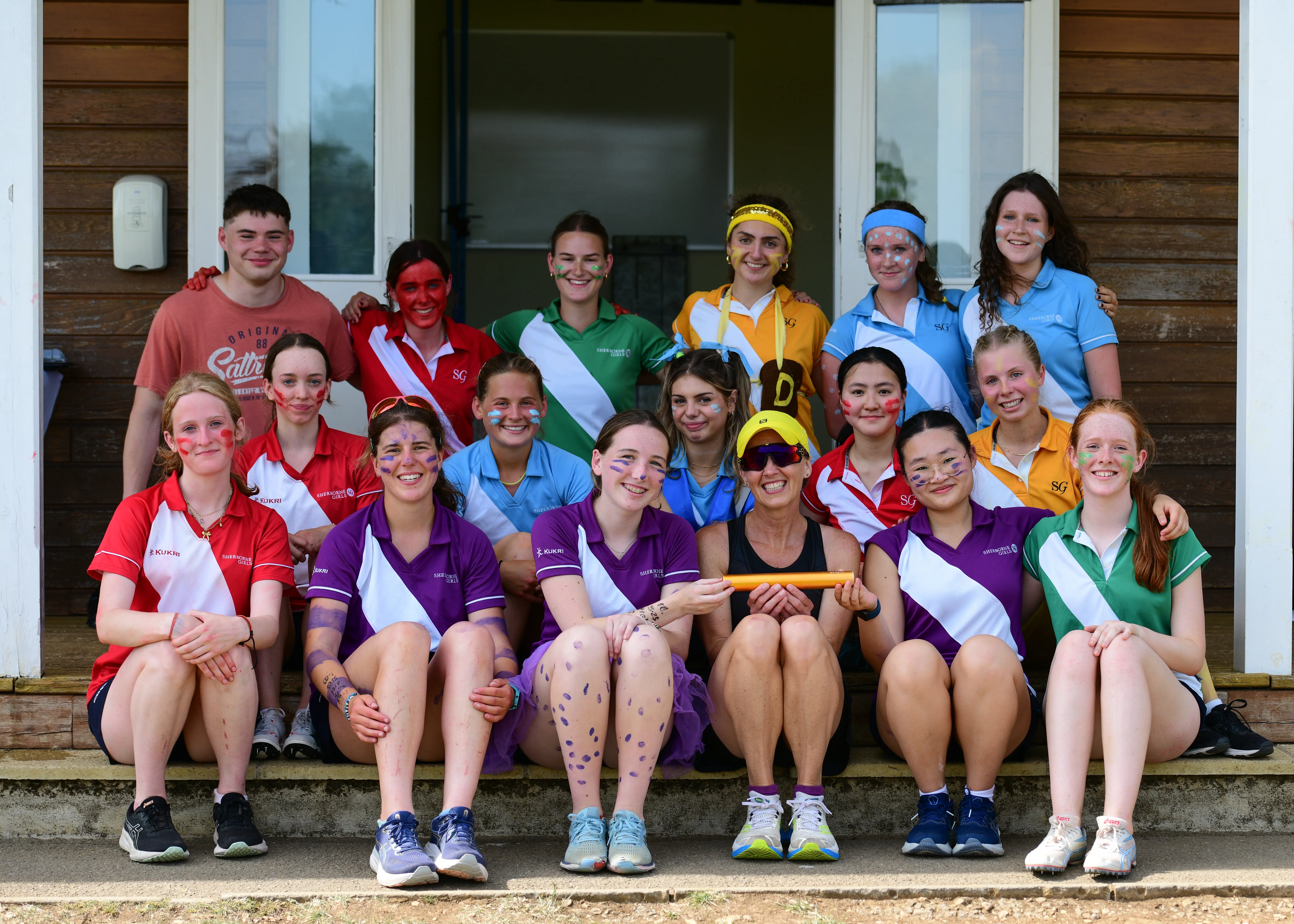  OptimizedImage,,girls,Optimized