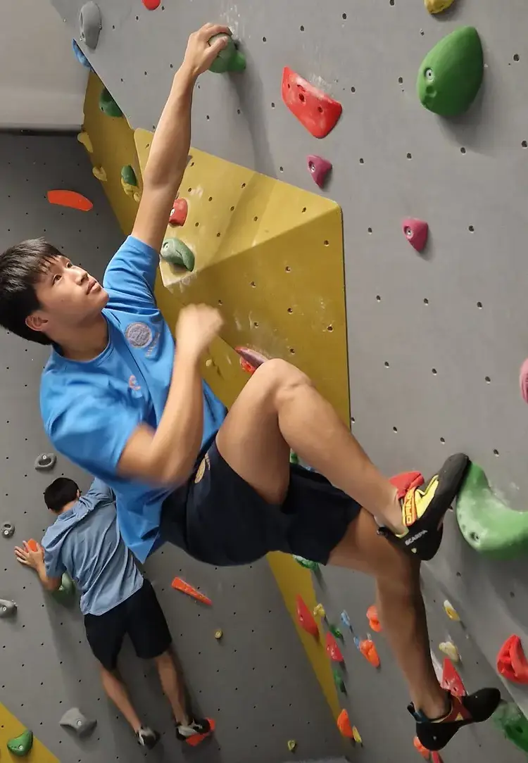 Student Rock Climbing