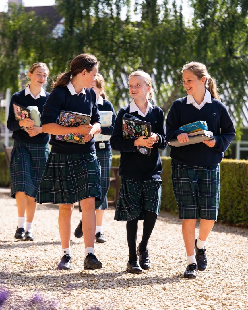 OriginalImage,,girls,Original