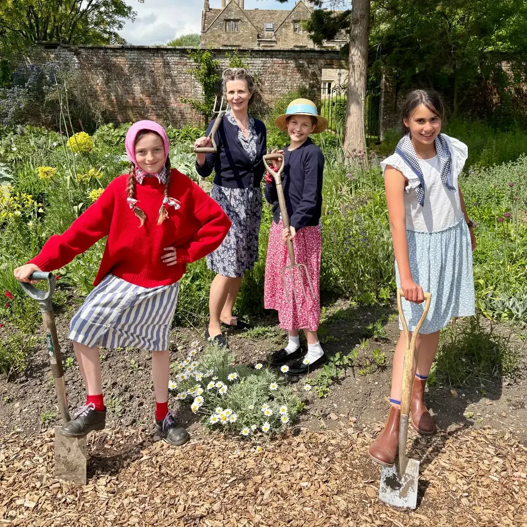 Students Celebrating VE Day